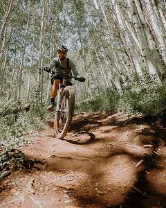 Mountain biking, dirt trail