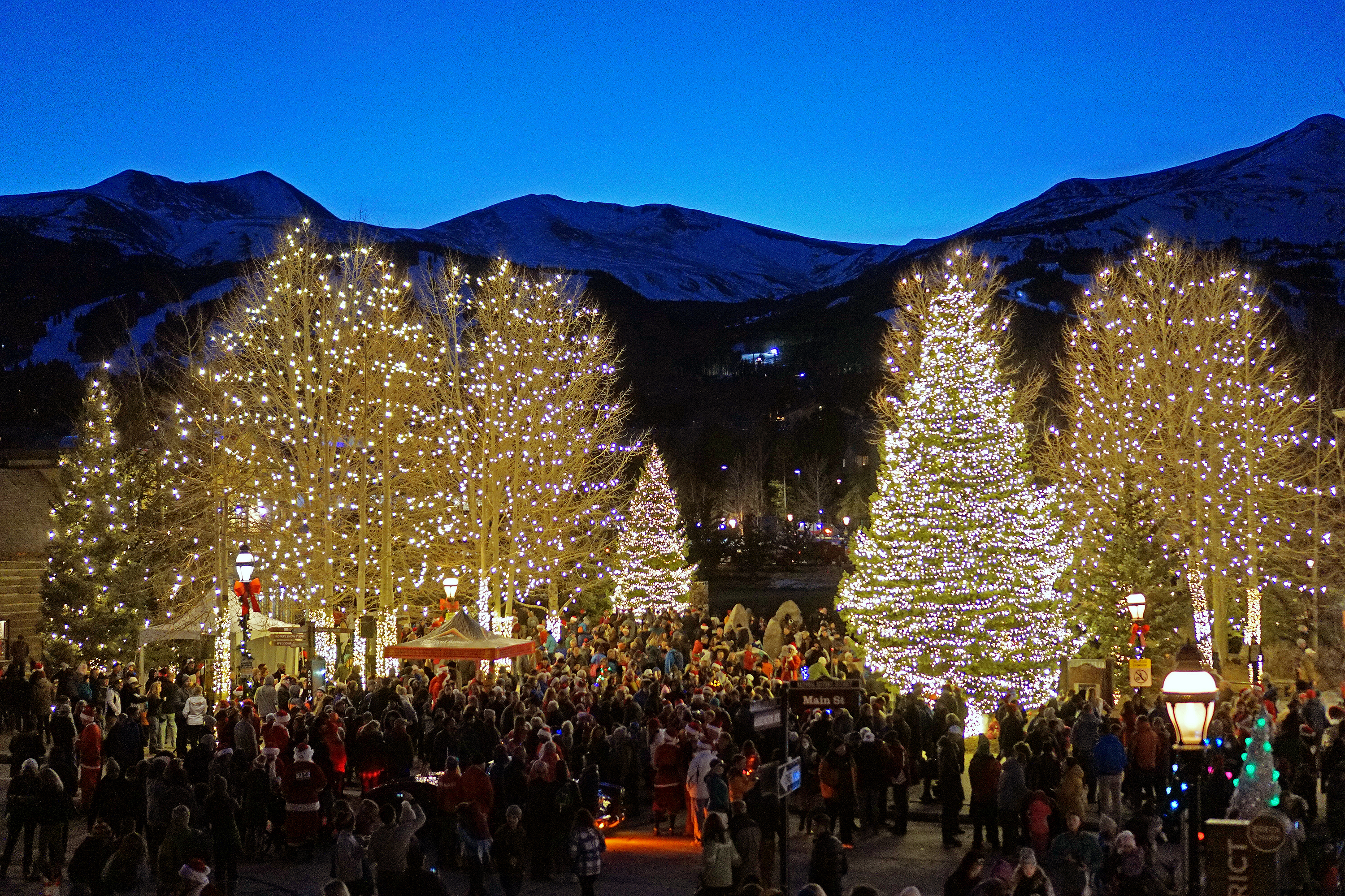 Plan Your Trip for the Lighting of Breckenridge and Race of the Santas